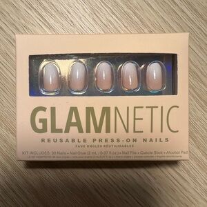 GLAMNETIC Reusable Press-On Nails